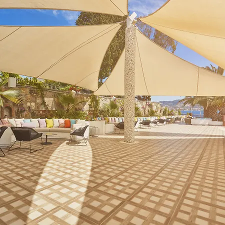 Avantgarde Refined Hotel 5*