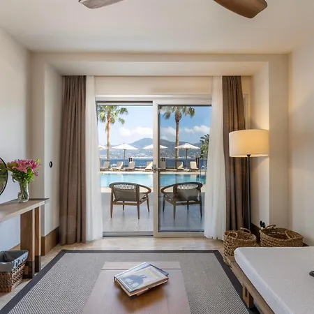 Avantgarde Refined 5*