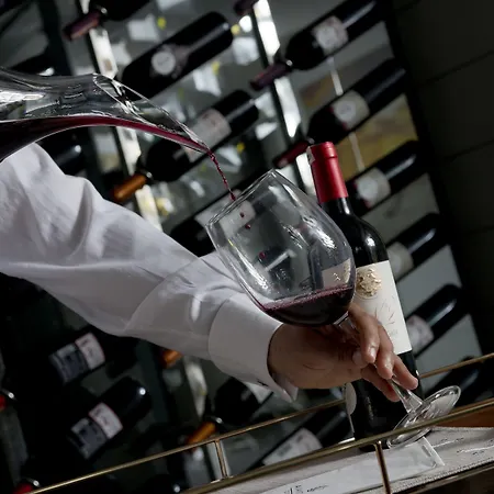 Avantgarde Refined 5*