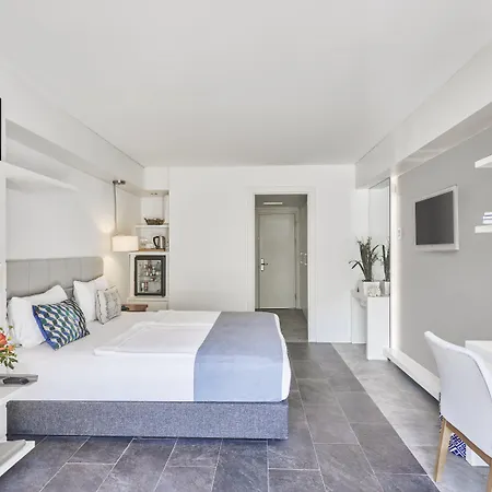 Avantgarde Refined 5*