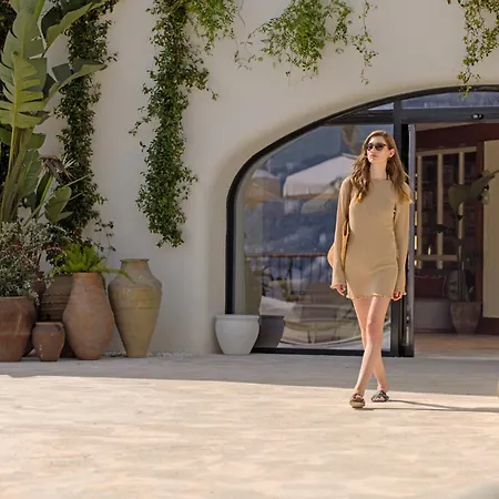 ホテル Avantgarde Refined Yalıkavak